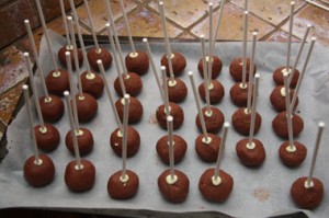 How to make cake pops for beginners 4