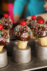 How to make cake pops for beginners 6
