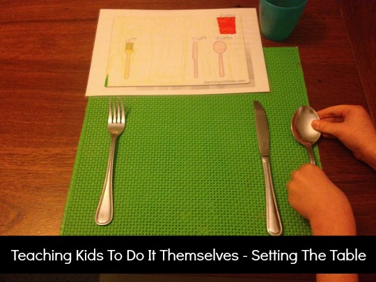 table setting cutlery kids main1