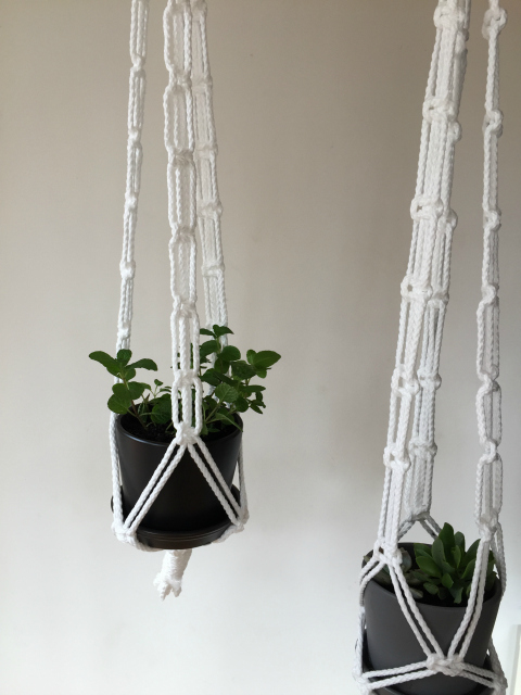 macrame hanging planter pot hanger 3