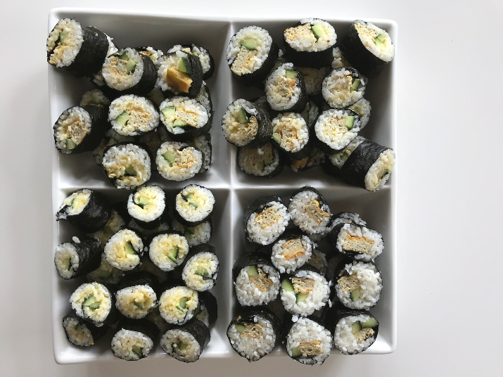 bite sized sushi - vegetarian bring a plate ideas