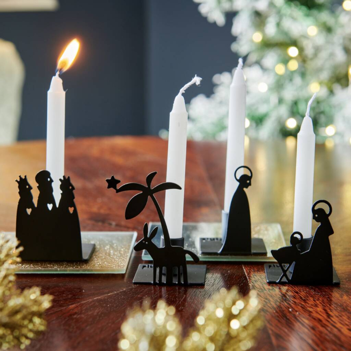 nativity candle setting